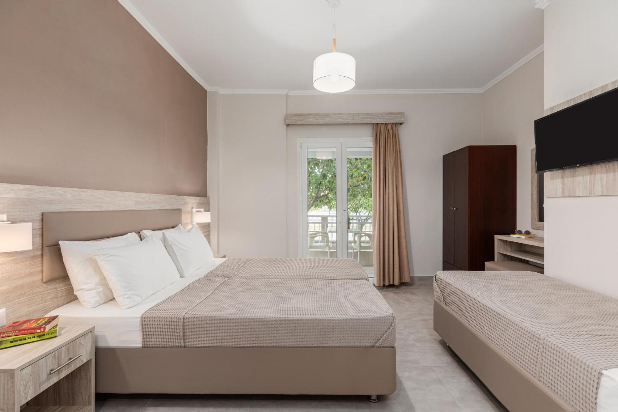 Hotel Grekas Nei Pori Zewnętrze zdjęcie