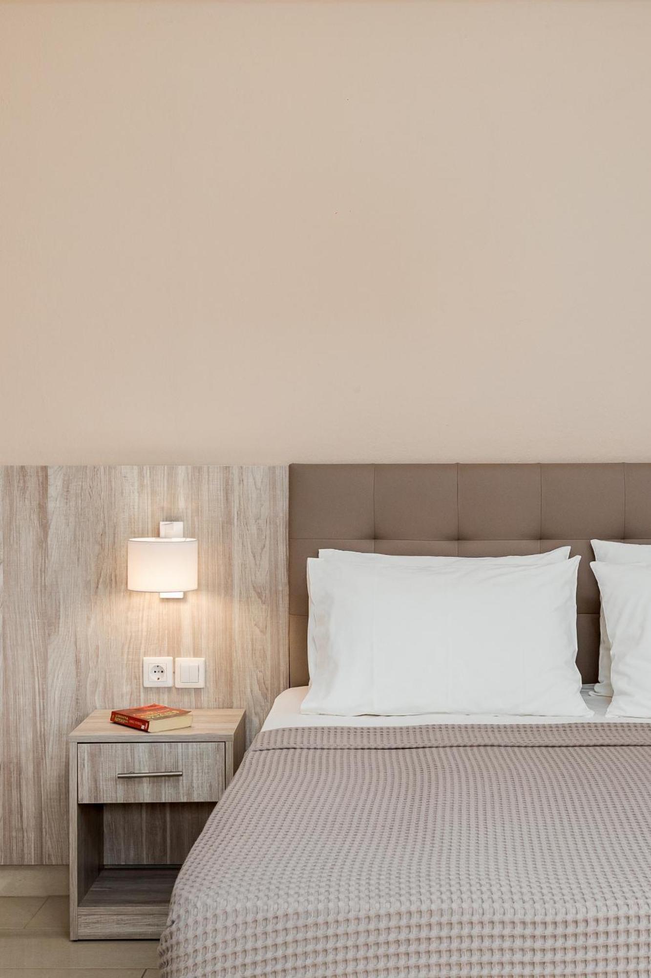 Hotel Grekas Nei Pori Zewnętrze zdjęcie